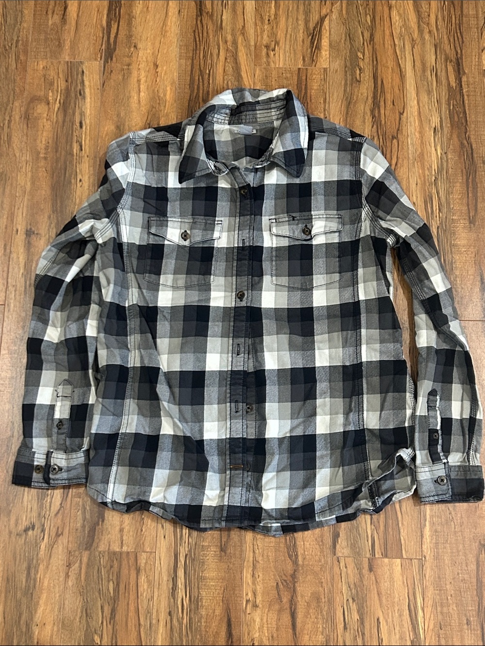 Carhartt Black White Gray Plaid Button-Up Flannel Shirt